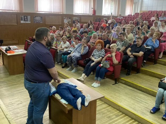 Встреча с жителями Западного округа: безопасность в действии!